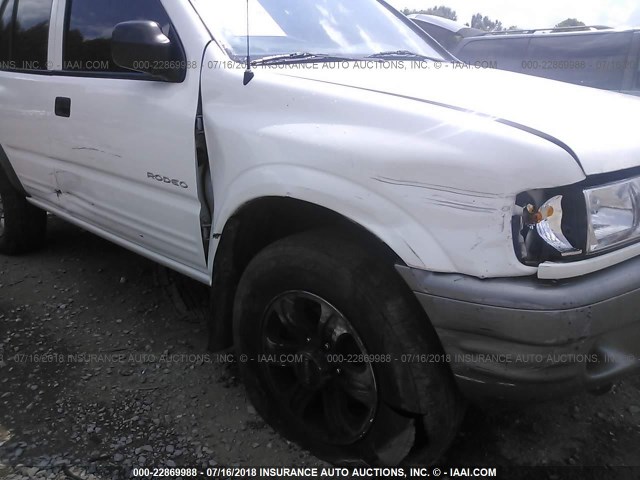 4S2CK58D424308462 - 2002 ISUZU RODEO S WHITE photo 6