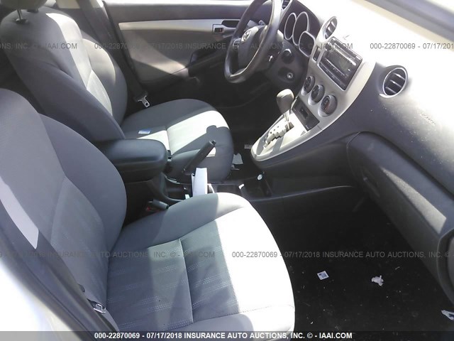 2T1KU4EE4DC020692 - 2013 TOYOTA COROLLA MATRIX  WHITE photo 5