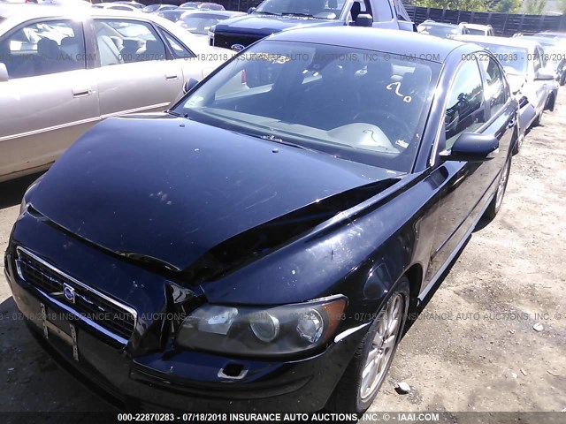 YV1MS382542016279 - 2004 VOLVO S40 2.4I BLACK photo 2