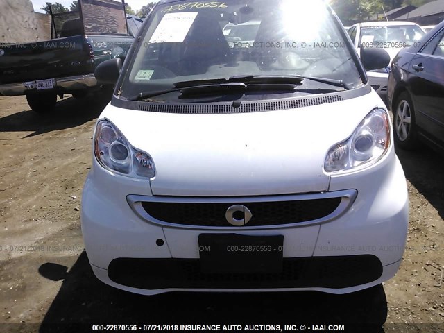 WMEEJ3BA5EK774686 - 2014 SMART FORTWO PURE/PASSION WHITE photo 6
