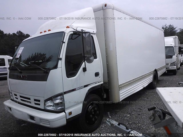 J8DE5B16977301050 - 2007 GMC 5500 W55042-HD WHITE photo 2