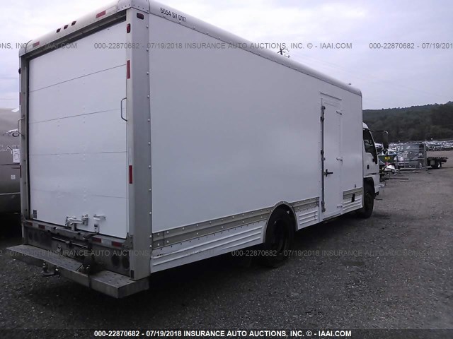 J8DE5B16977301050 - 2007 GMC 5500 W55042-HD WHITE photo 4