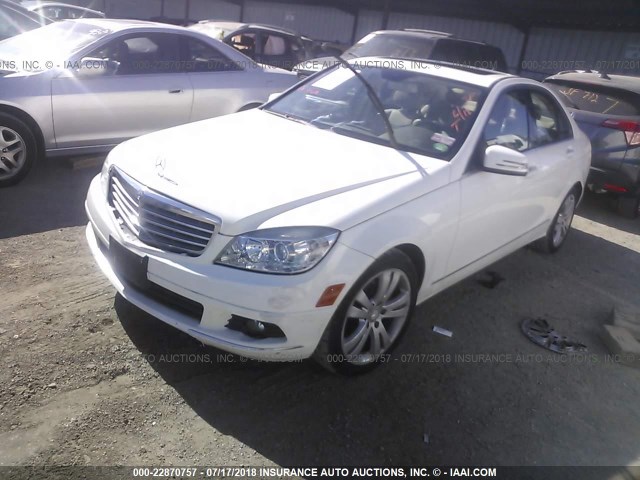 WDDGF5EB8AF464601 - 2010 MERCEDES-BENZ C 300 WHITE photo 2