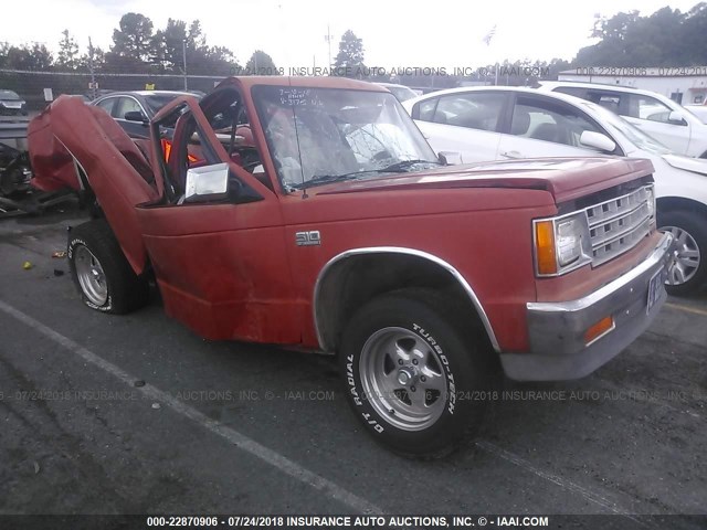 1GCBS14R1J2103175 - 1988 CHEVROLET S TRUCK S10 RED photo 1