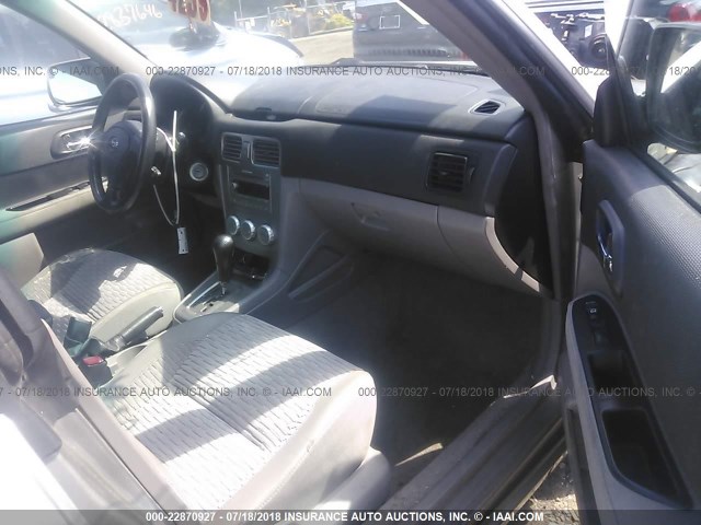 JF1SG65665H726710 - 2005 SUBARU FORESTER 2.5XS Күміс фото 5