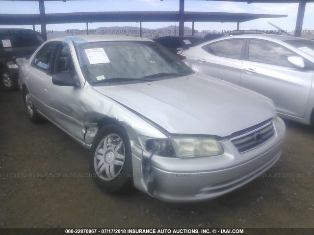 4T1BG22K61U830910 - 2001 TOYOTA CAMRY CE/LE/XLE GOLD photo 1