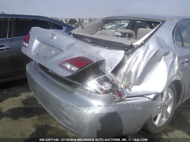 JTHBA30G055120801 - 2005 LEXUS ES 330 SILVER photo 6