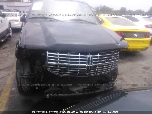 5LMJJ2J52CEL04373 - 2012 LINCOLN NAVIGATOR შავი ფოტო 6
