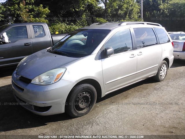 5TDZA23C54S175630 - 2004 TOYOTA SIENNA CE/LE SILVER photo 2