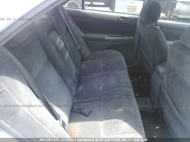 4T1BE32K42U093736 - 2002 TOYOTA CAMRY LE/XLE/SE 白色 照片 8