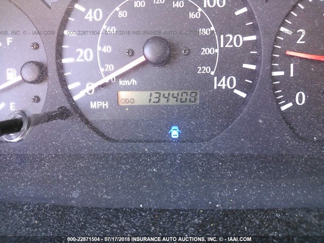 2T1FF22PX1C423710 - 2001 TOYOTA CAMRY SOLARA SE/SLE ვერცხლისფერი ფოტო 7