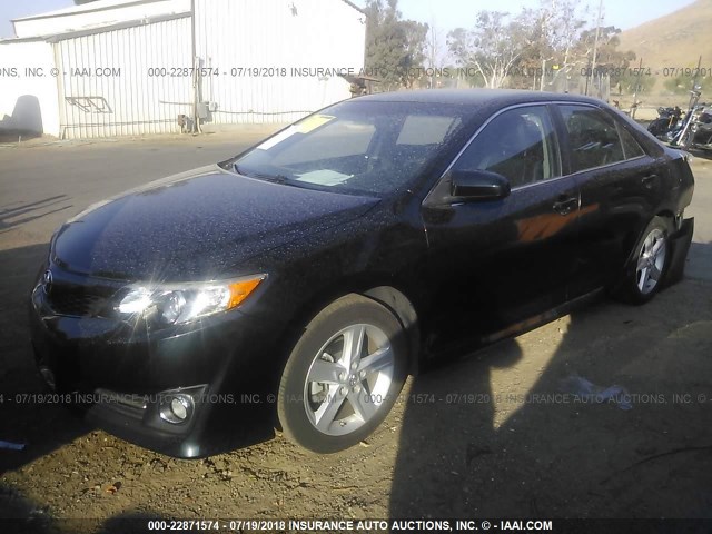 4T1BF1FK6CU174136 - 2012 TOYOTA CAMRY SE/LE/XLE BLUE photo 2