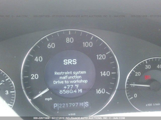 WDBUF56J16A764387 - 2006 MERCEDES-BENZ E 350 白色 照片 7