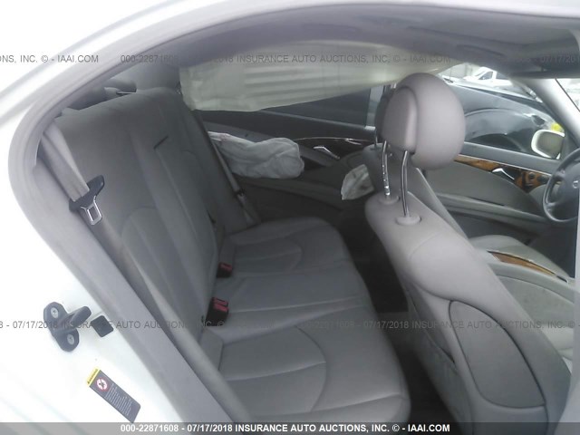 WDBUF56J16A764387 - 2006 MERCEDES-BENZ E 350 白色 照片 8