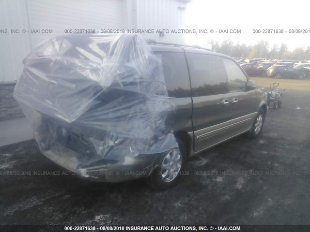 KNDUP132356754515 - 2005 KIA SEDONA EX/LX TAN photo 4