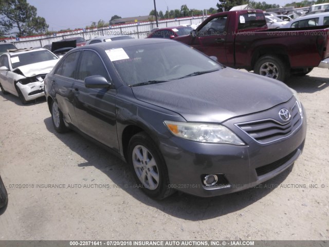 4T4BF3EK0BR210694 - 2011 TOYOTA CAMRY SE/LE/XLE 灰色 照片 1