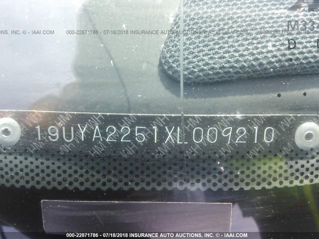 19UYA2251XL009210 - 1999 ACURA 3.0CL 黑色 照片 9