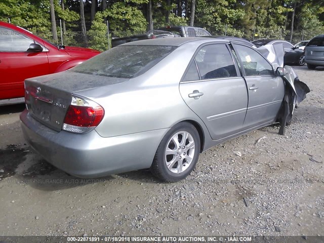 4T1BF30K25U595052 - 2005 TOYOTA CAMRY LE/XLE/SE Gümüş foto 4