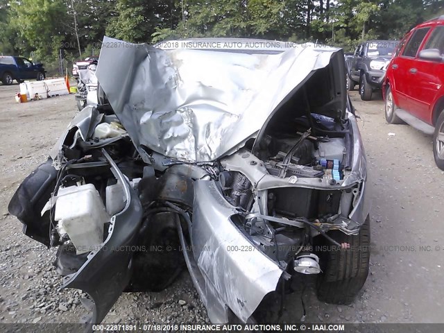 4T1BF30K25U595052 - 2005 TOYOTA CAMRY LE/XLE/SE Gümüş foto 6