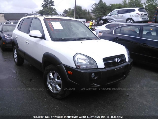 KM8JN72D75U092086 - 2005 HYUNDAI TUCSON GLS/LX WHITE photo 1