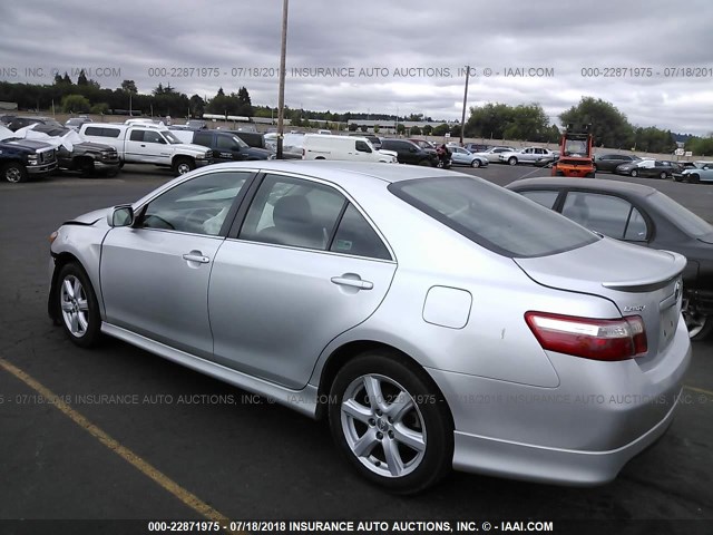 4T1BE46K19U330354 - 2009 TOYOTA CAMRY SE/LE/XLE SILVER photo 3