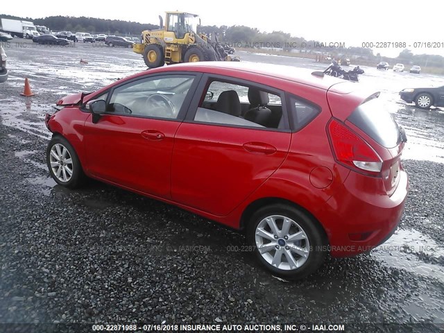 3FADP4EJ2DM113723 - 2013 FORD FIESTA SE RED photo 3