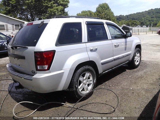 1J8GR48K07C602206 - 2007 JEEP GRAND CHEROKEE LAREDO/COLUMBIA/FREEDOM 银色 照片 4