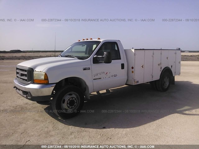 1FDXF46F9YEC72668 - 2000 FORD F450 SUPER DUTY WHITE photo 2