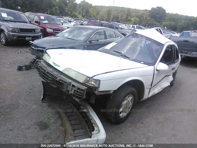 1FAPP6242PH176210 - 1993 FORD THUNDERBIRD LX WHITE photo 2