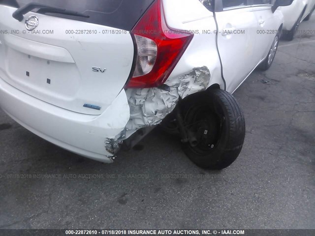 3N1CE2CP8FL404021 - 2015 NISSAN VERSA NOTE S/S PLUS/SV/SL/SR WHITE photo 6