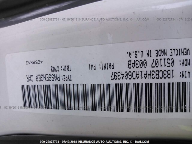 1B3CB3HA1AD604397 - 2010 DODGE CALIBER MAINSTREET WHITE photo 9