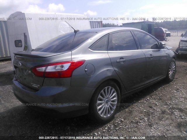 1FAHP3J20CL444620 - 2012 FORD FOCUS TITANIUM GRAY photo 4