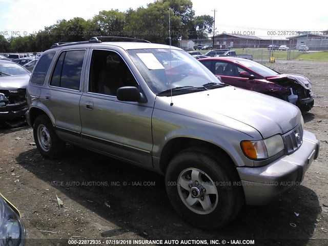 KNDJB723525121739 - 2002 KIA SPORTAGE GOLD photo 1