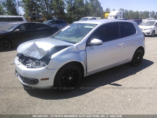 WVWAB7AJ3AW082769 - 2010 VOLKSWAGEN GOLF SILVER photo 2