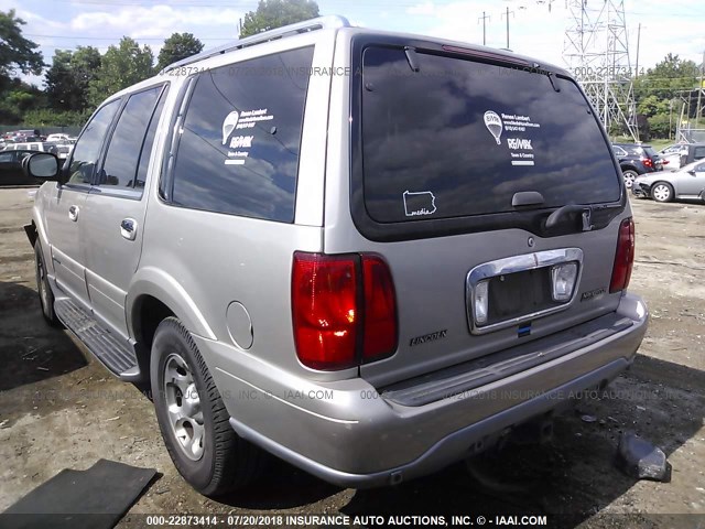 5LMFU28A3YLJ39095 - 2000 LINCOLN NAVIGATOR 米色 照片 3