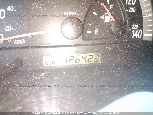 JTDBE30K720062155 - 2002 TOYOTA CAMRY LE/XLE/SE Gümüş foto 7