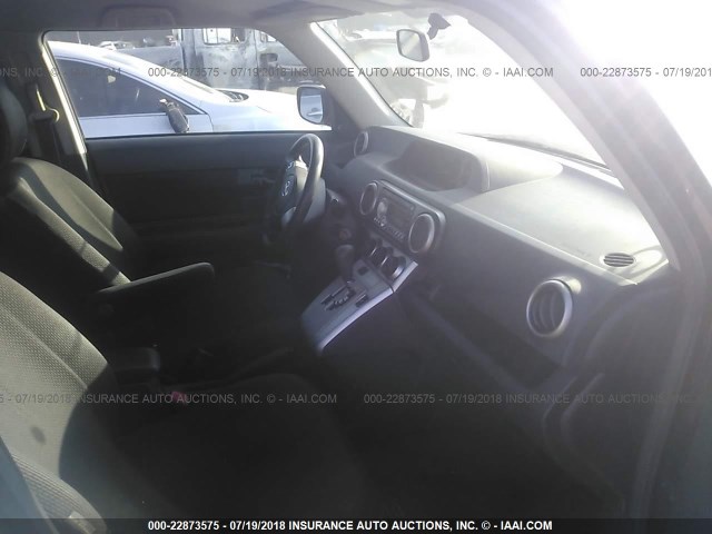 JTLZE4FE9A1117997 - 2010 TOYOTA SCION XB Kastanienbraun Foto 5