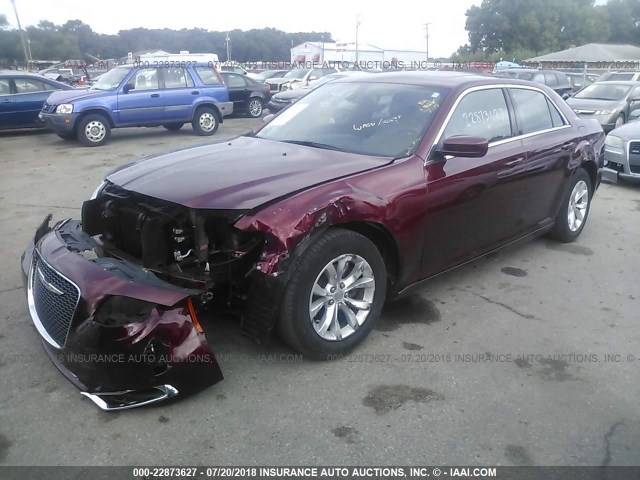 2C3CCAAG0GH141330 - 2016 CHRYSLER 300 LIMITED RED photo 2