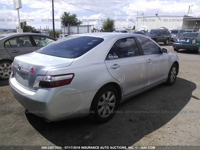 JTNBB46KX73028413 - 2007 TOYOTA CAMRY NEW GENERAT HYBRID SILVER photo 4