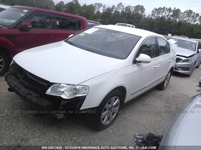 WVWAK73C67P006531 - 2007 VOLKSWAGEN PASSAT 2.0T/WOLFSBURG WHITE photo 2