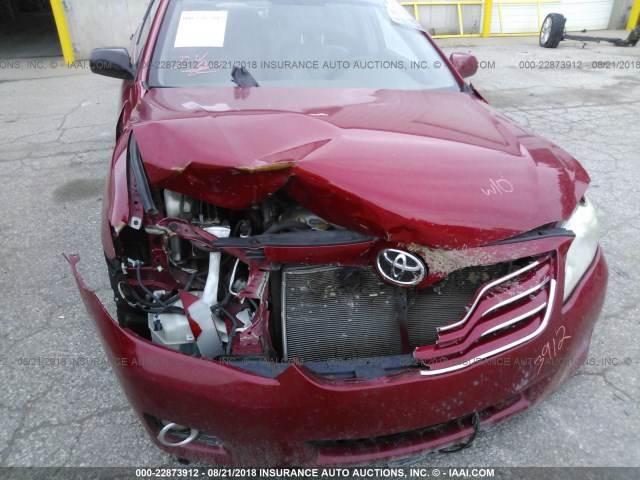 4T4BF3EK3BR103610 - 2011 TOYOTA CAMRY SE/LE/XLE RED photo 6