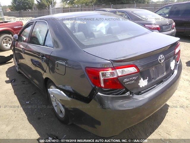 4T1BF1FK1DU204029 - 2013 TOYOTA CAMRY L/SE/LE/XLE Qara foto 3