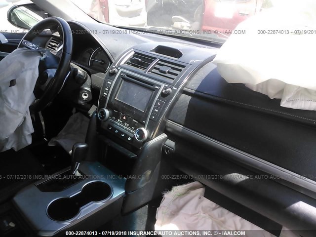 4T1BF1FK1DU204029 - 2013 TOYOTA CAMRY L/SE/LE/XLE Qara foto 5