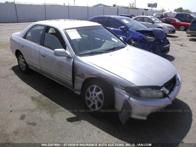 4T1BF22K4YU100314 - 2000 TOYOTA CAMRY LE/XLE SILVER photo 1