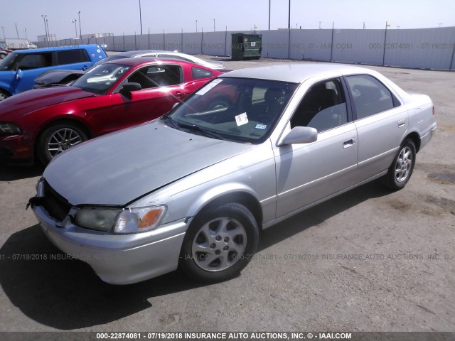 4T1BF22K4YU100314 - 2000 TOYOTA CAMRY LE/XLE SILVER photo 2