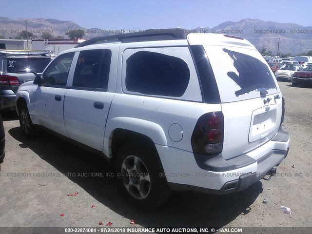 1GNET16S566117842 - 2006 CHEVROLET TRAILBLAZER EXT LS/EXT LT WHITE photo 3