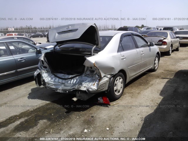 JTDBE32K030234220 - 2003 TOYOTA CAMRY LE/XLE SILVER photo 4
