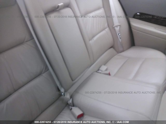 1LNHM87A71Y605183 - 2001 LINCOLN LS 白色 照片 8