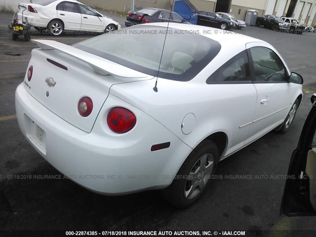 1G1AL15F077102052 - 2007 CHEVROLET COBALT LT WHITE photo 4