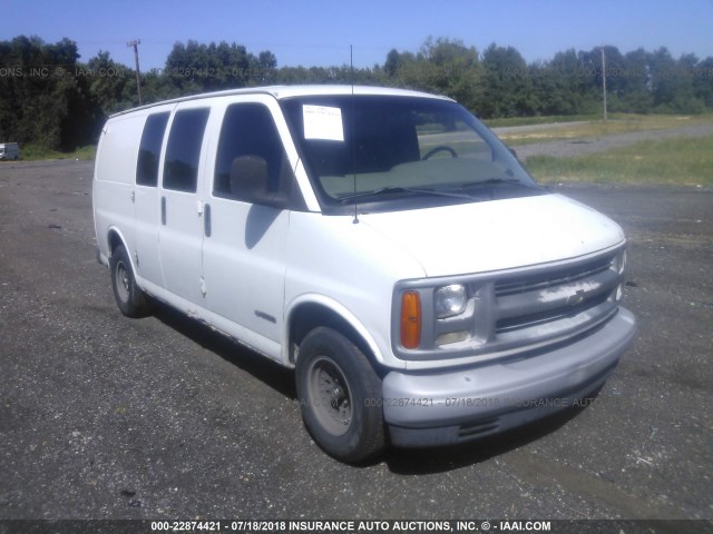 1GCFG15W311235562 - 2001 CHEVROLET EXPRESS G1500  WHITE photo 1